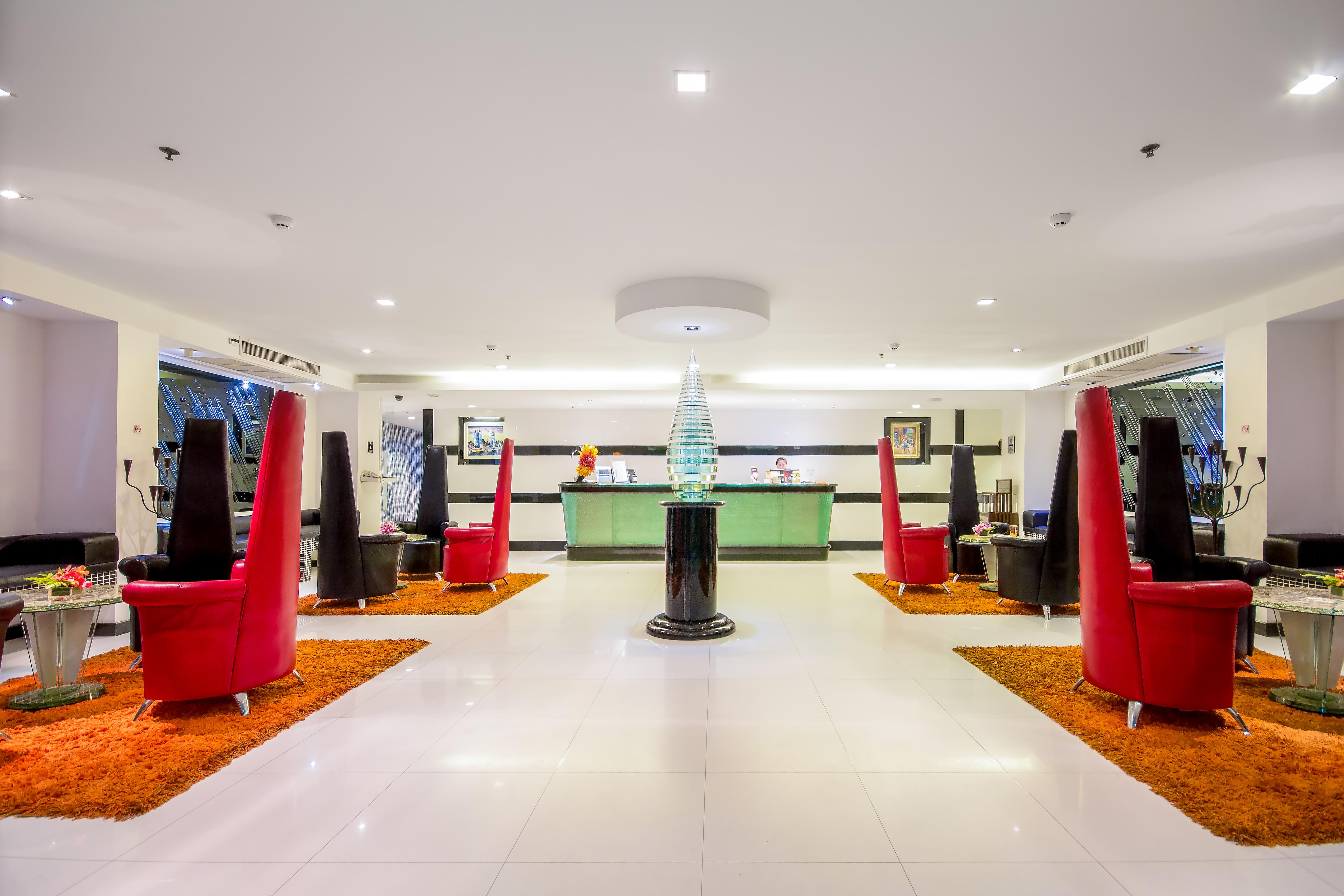 Nova Suites Pattaya By Compass Hospitality Ngoại thất bức ảnh