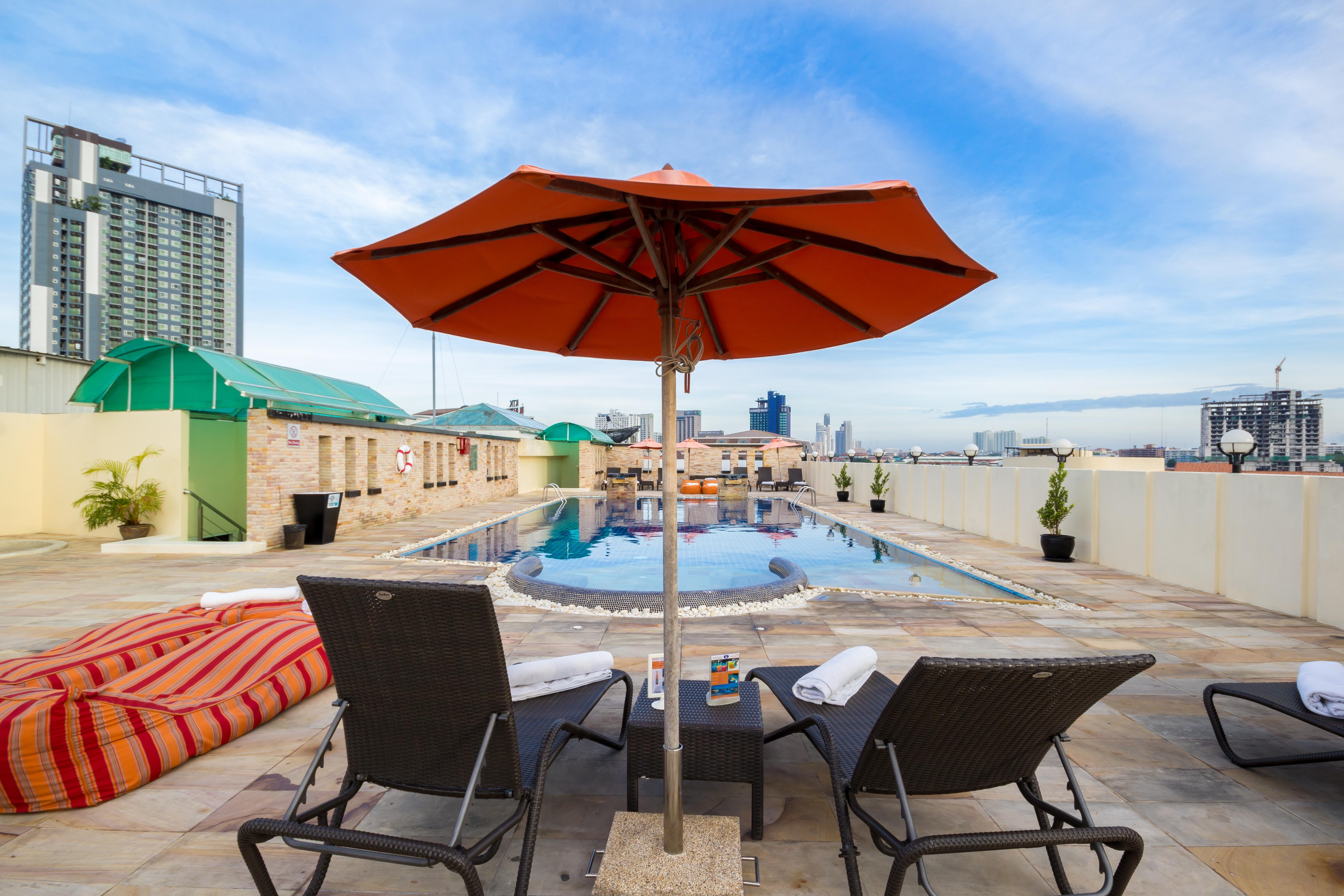 Nova Suites Pattaya By Compass Hospitality Ngoại thất bức ảnh