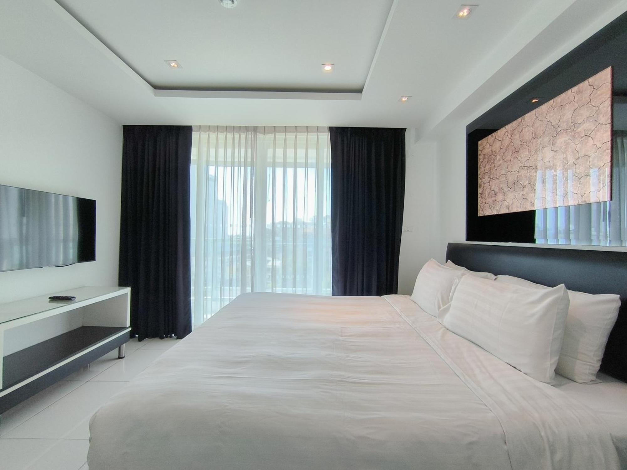 Nova Suites Pattaya By Compass Hospitality Ngoại thất bức ảnh