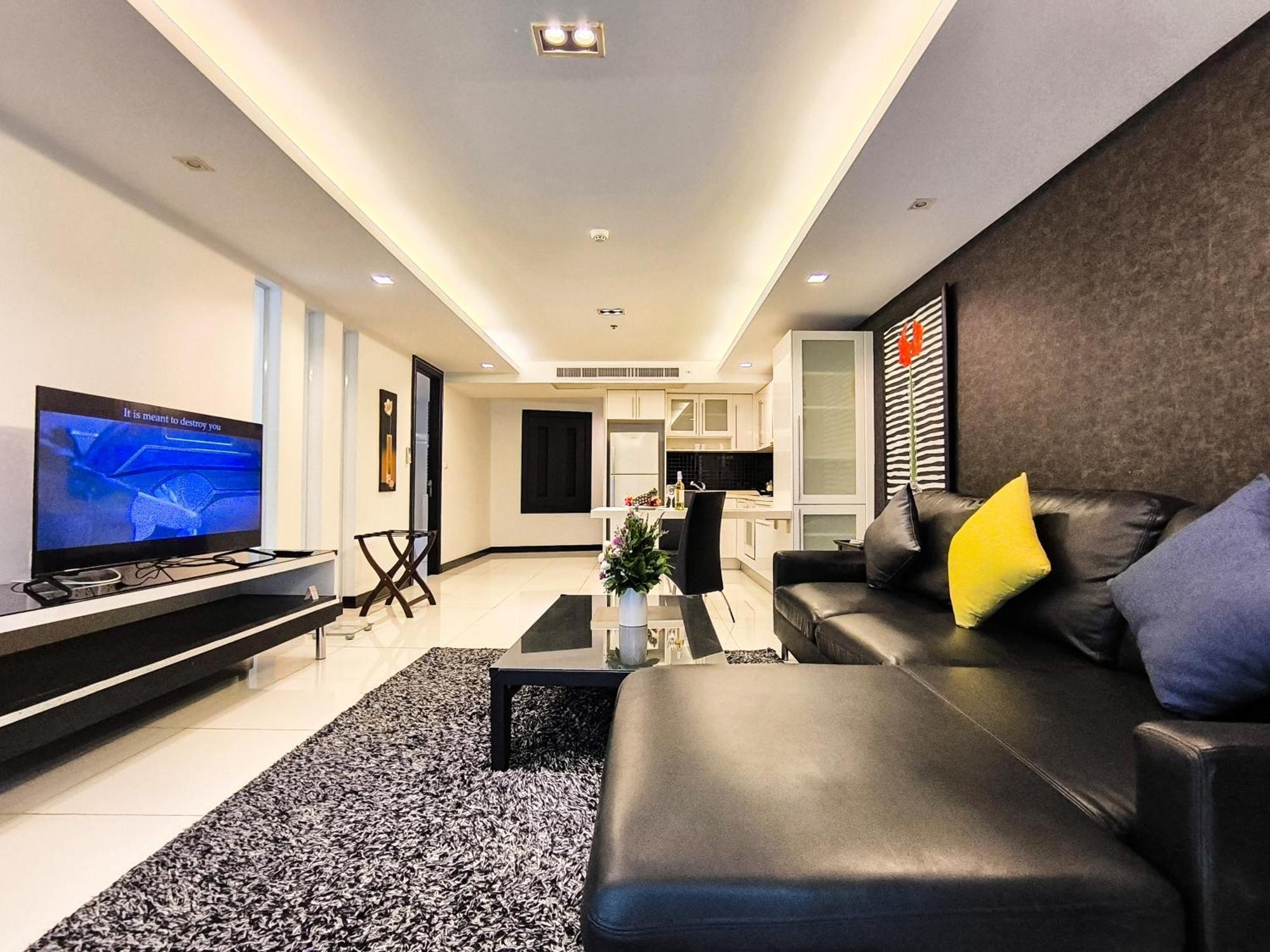 Nova Suites Pattaya By Compass Hospitality Ngoại thất bức ảnh