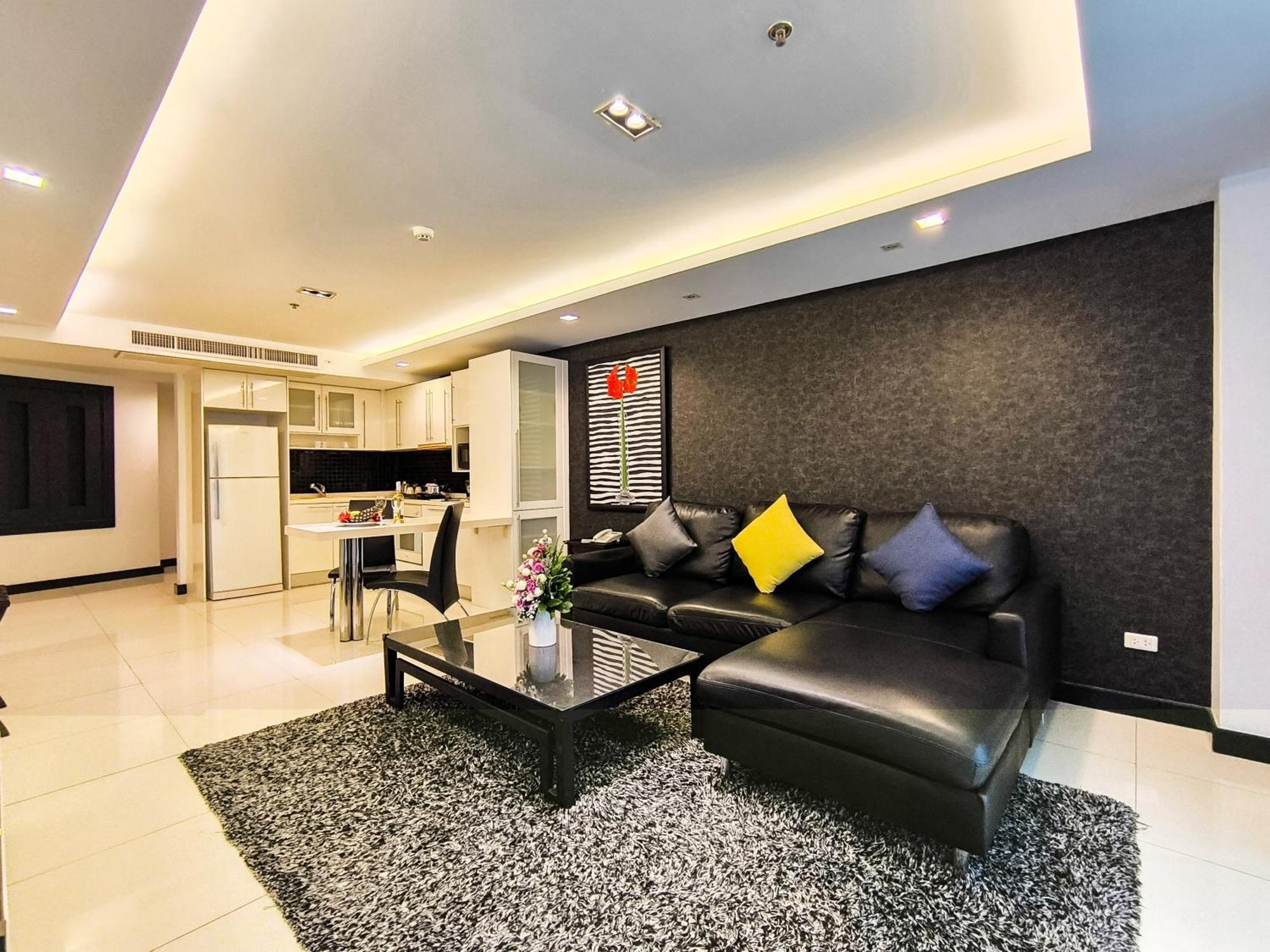 Nova Suites Pattaya By Compass Hospitality Ngoại thất bức ảnh